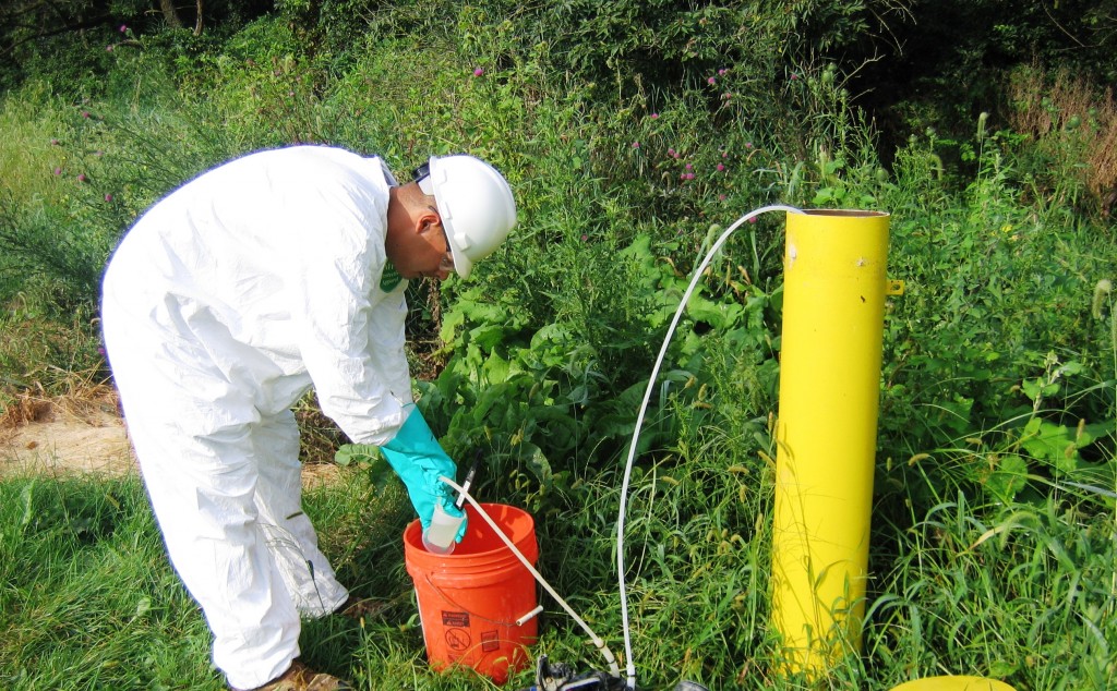 Monitoring & Reporting Sampling Picture 1024x634 Monitoring & Reporting